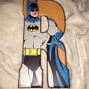 R Batman sign